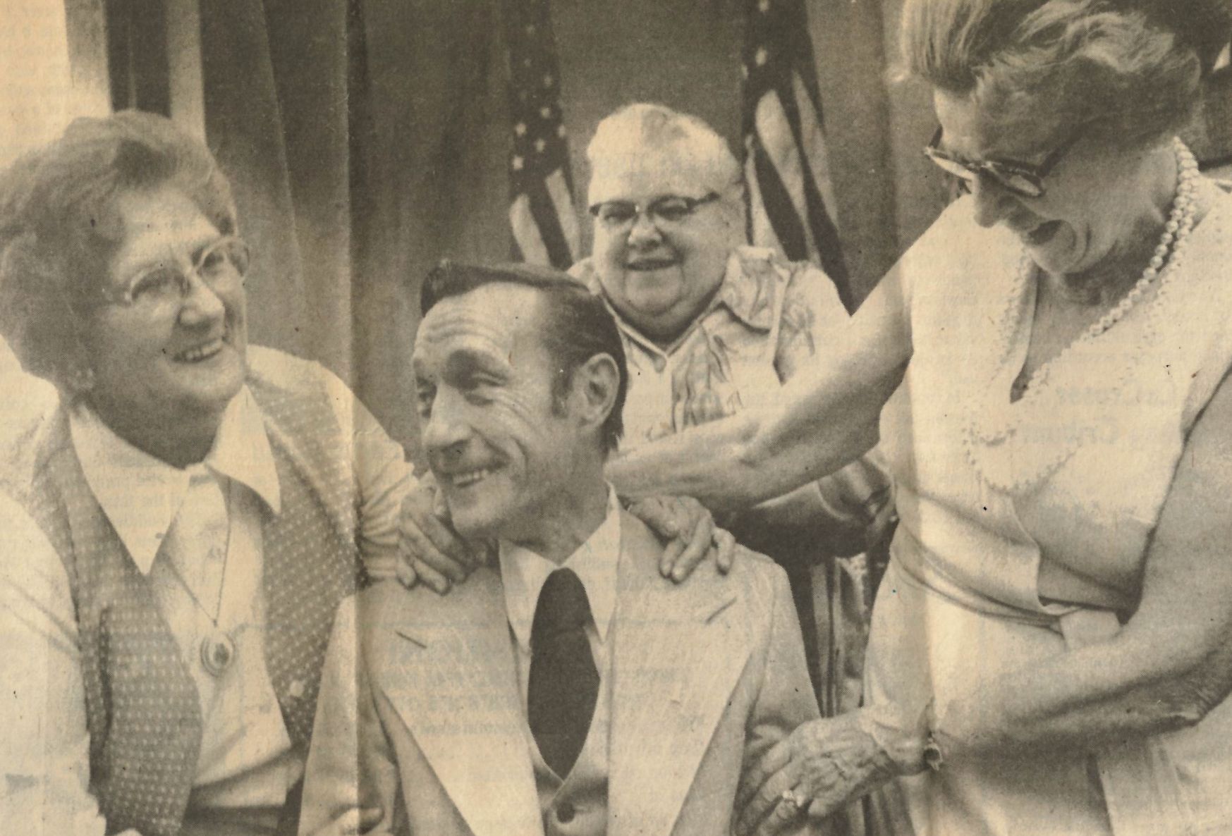 1977: The mayor and his 'mothers'